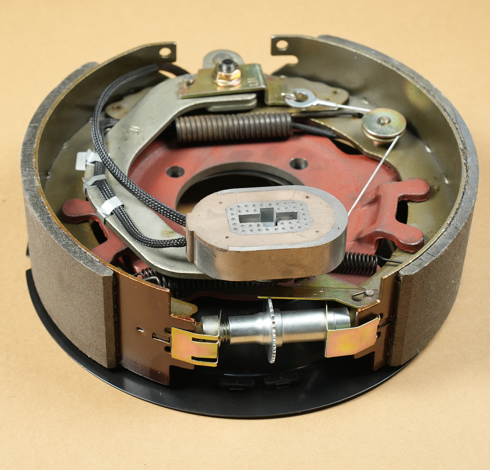 8k brake with drum.jpg